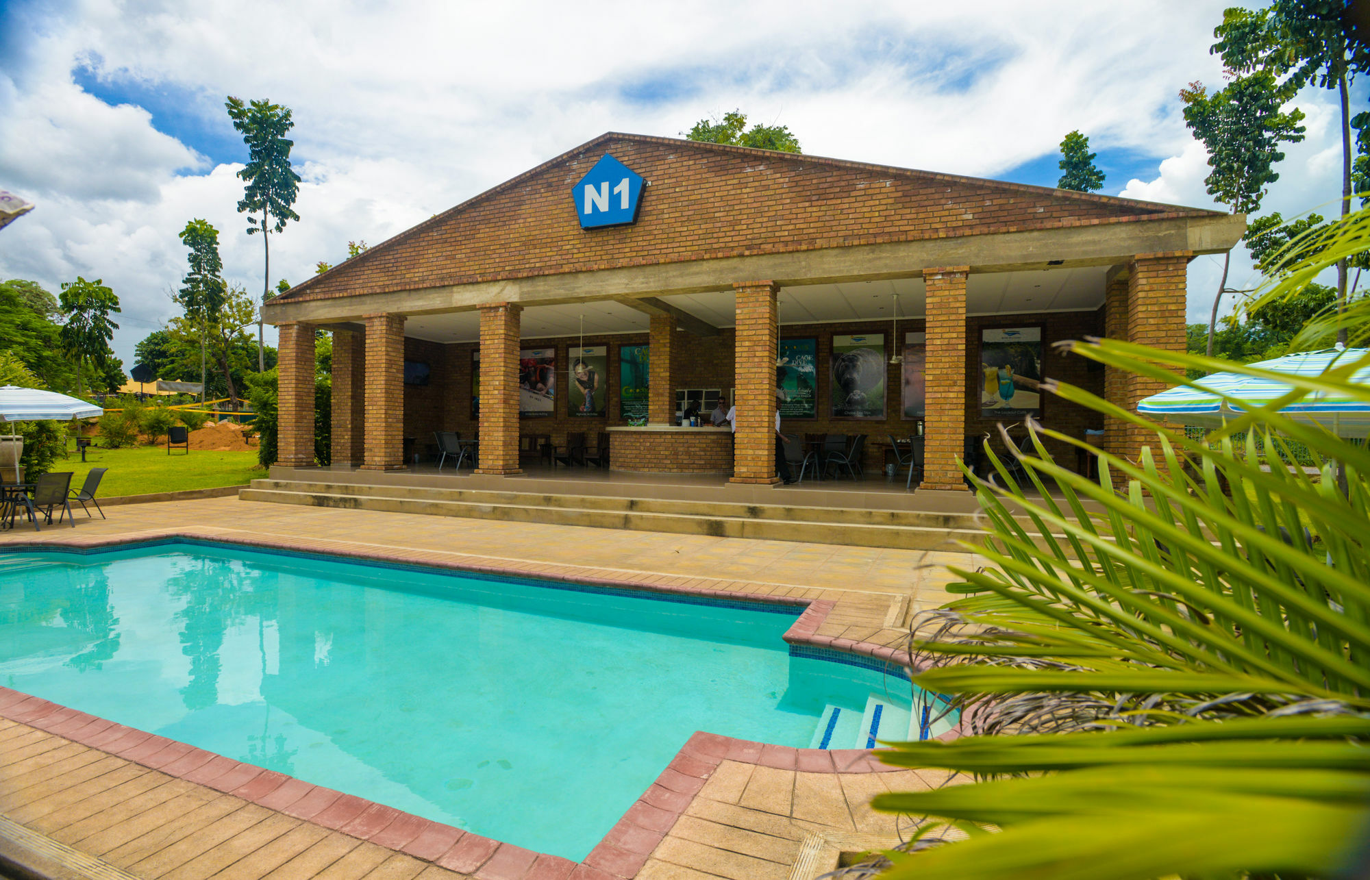 N1 Hotel & Campsite Victoria Falls Exteriér fotografie
